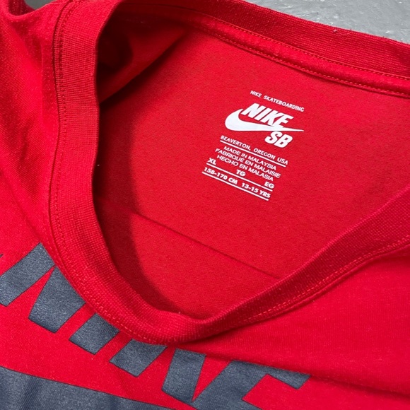 Nike SB 6.0 Skateboard Shirt Red Navy Small Nyjah - Picture 4 of 8